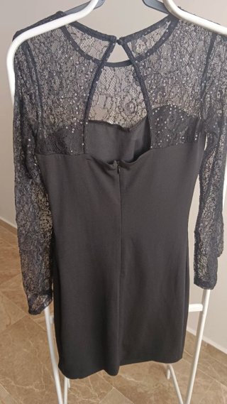 Vestido negro encaje y lentejuelas
