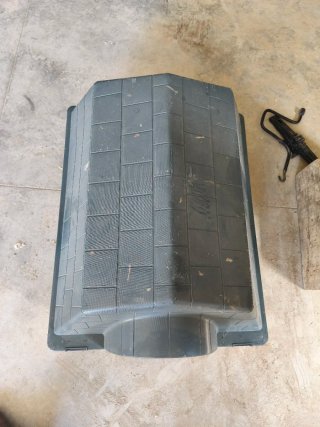 Casita para perro gris