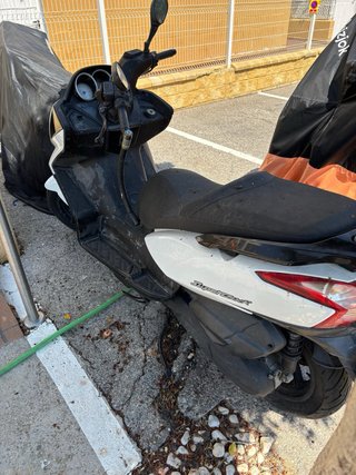 Kymco Superdink 125cc AVERIADA