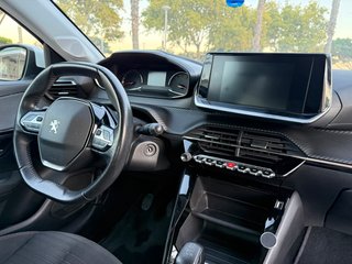 Peugeot 208 2020
