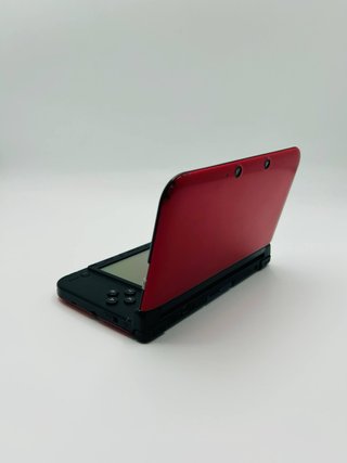 Nintendo 3DS XL Rosso e Nero