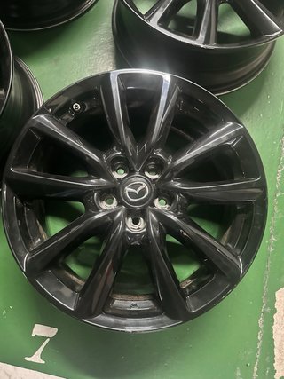 Juego 4 Llantas Mazda 3 BP 18 Originales
