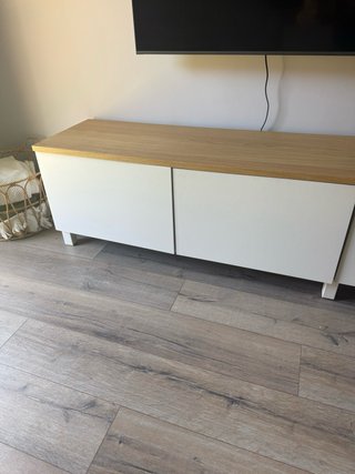 Muebles salon besta con panel de madera a medida