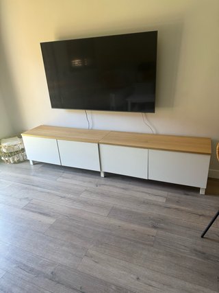 Muebles salon besta con panel de madera a medida
