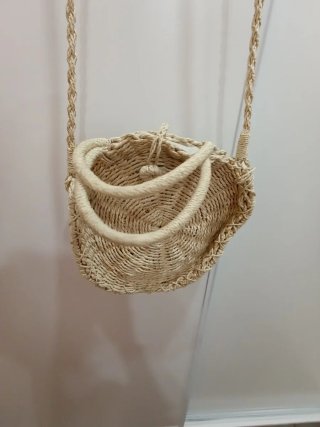 Bolso de rafia beige