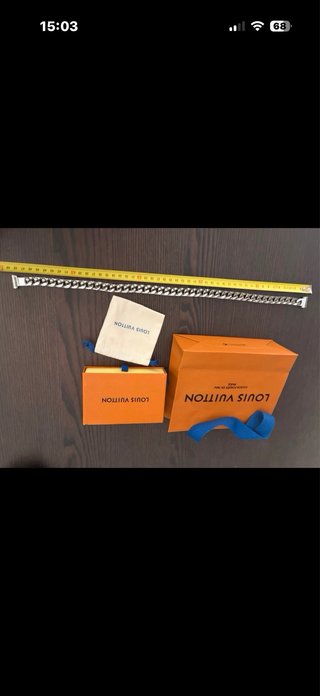 Collar Louis Vuitton Plata