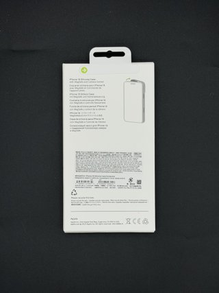 Funda iPhone 16 Silicona Nueva 4