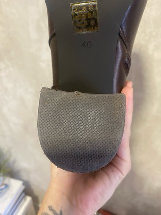 Botines tacón marrón hebilla talla 40
