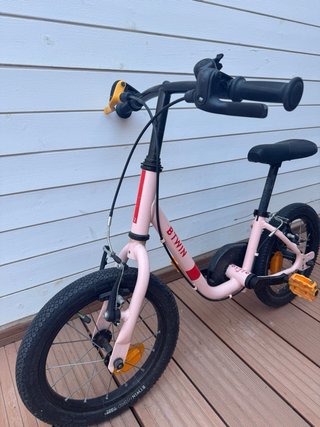 Bicicleta infantil Btwin rosa 14 pulgadas