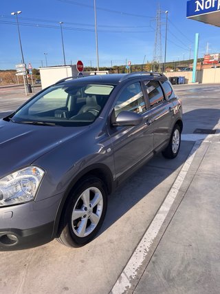 Nissan Qashqai+2 2009