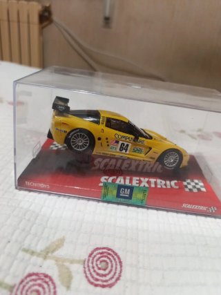 Scalextric Chevrolet Corvette C6R
