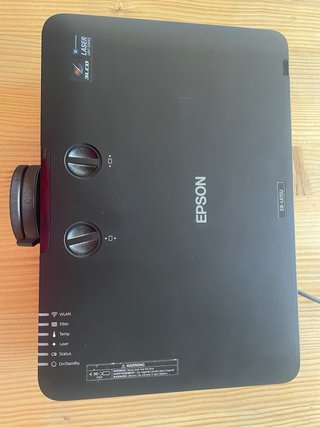 Proyector Láser Epson EB-L615U