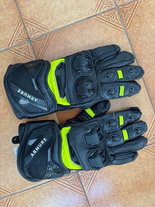 Equipación moto mujer Armure Dainese