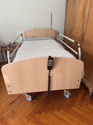 Cama articulada con elevador y colchón