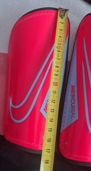 Espinilleras Nike Mercurial Talla S