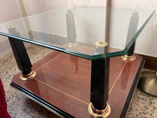 Mesa auxiliar cristal y madera