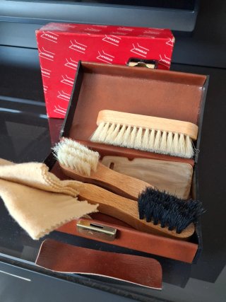 Kit pulizia scarpe Stefan vintage.
