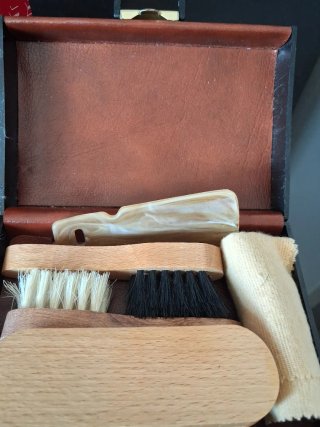Kit pulizia scarpe Stefan vintage.