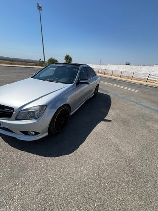 Mercedes-Benz Clase C320