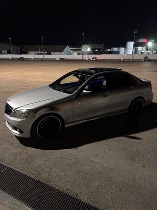 Mercedes-Benz Clase C320