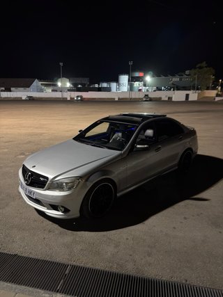 Mercedes-Benz Clase C320