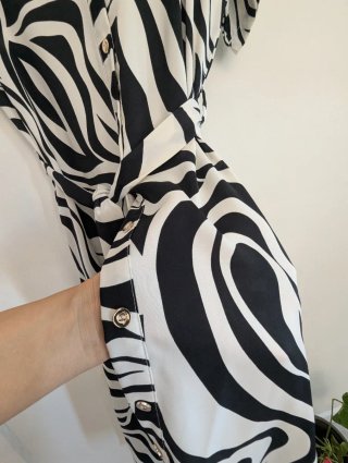 Vestido Midi Camiseiro Zebra Menglu