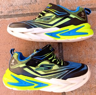 Zapatillas Munich +pisamonas+ skechers. Talla 29