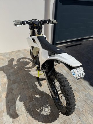 Moto enduro Husqvarna TE 250 2t cross