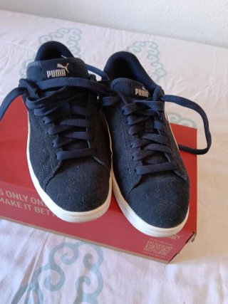 Deportivas Puma Azul Marino y Blanco