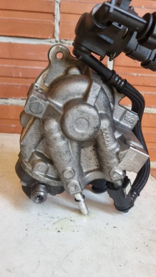 Bomba Alta Presión Bosch 0445010739