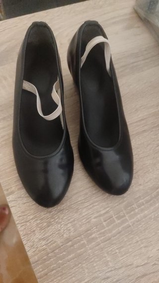 Zapatos de flamenca negros