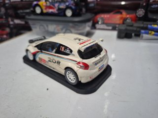 Peugeot 208 T16 Scaleauto