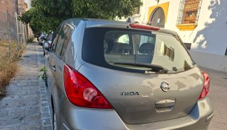 Nissan Tiida 2009