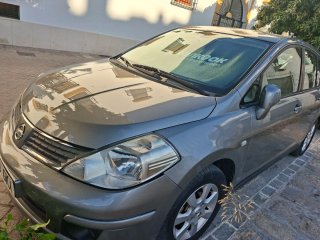 Nissan Tiida 2009