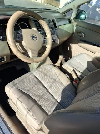 Nissan Tiida 2009