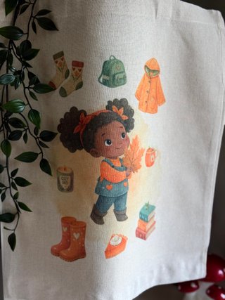 Bolso de tela con estampado chica cozy otoño