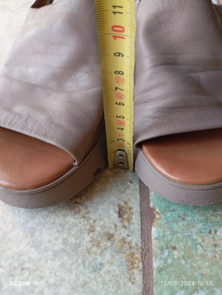 Sandali Bueno pelle moka n. 37