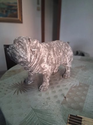 Escultura Perro Bulldog Piedra Gris