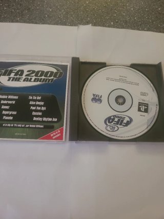 FIFA 2000 PS1 (PlayStation 1)