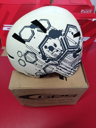 CASCO DE BICI O PATINETE