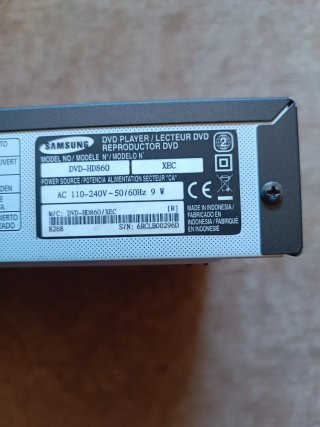 Reproductor DVD Samsung HD860 + DVDs Documentales