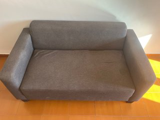Sofá de 2 plazas gris