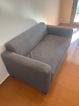 Sofá de 2 plazas gris