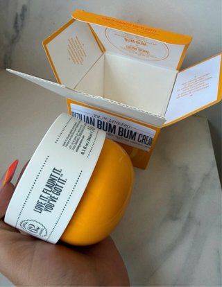 Crema Sol de Janeiro Brazilian Bum Bum