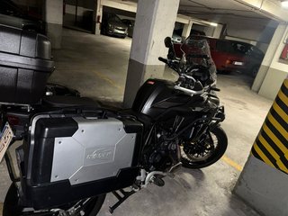 Benelli TRK 502 Adventure Negra