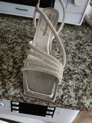 Zapatos de Alma en pena