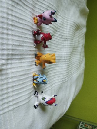 Figuras Digimon