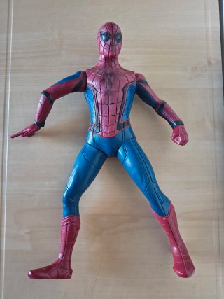 Muñeco Spiderman interactivo