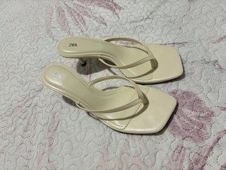 Sandalias Zara Talla 38 Beige