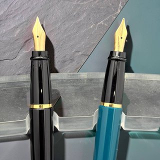 Lotto 6: 4 penne stilografiche Aurora